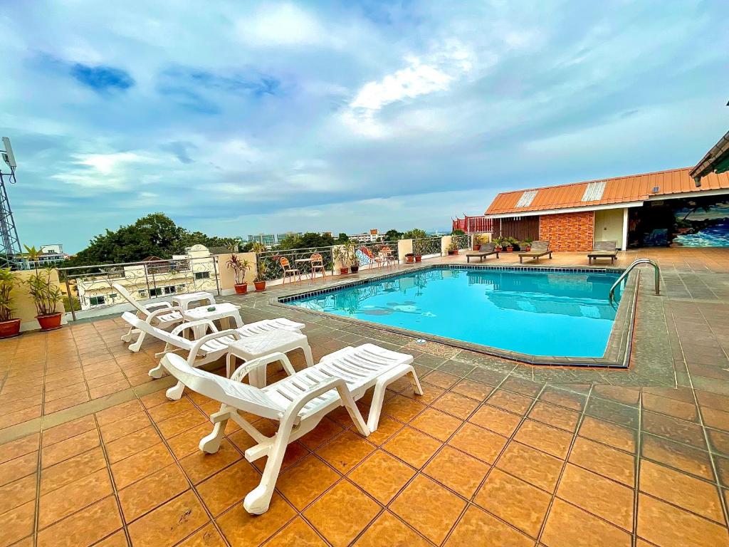 Green Beach Pattaya