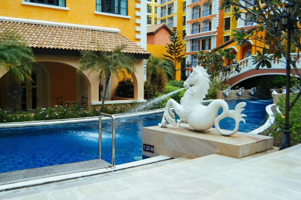 Venetian Signature PoolView Resort Jomtian Pattaya Venetian Signature PoolView Resort Jomtian Pattaya