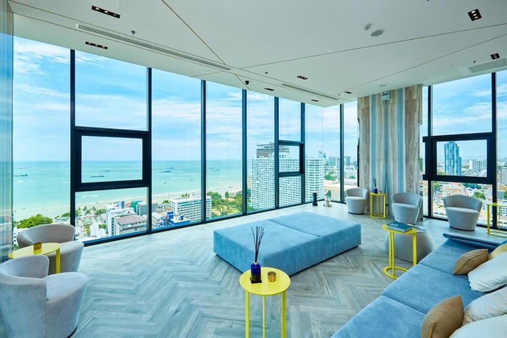 Sea View 2 Bed Room @ Central Pattaya Sea View 2 Bed Room @ Central Pattaya
