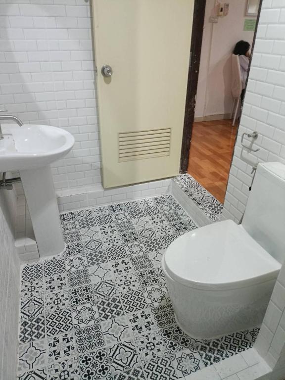 Marie Guest House B5 No Seaview Marie Guest House B5 No Seaview