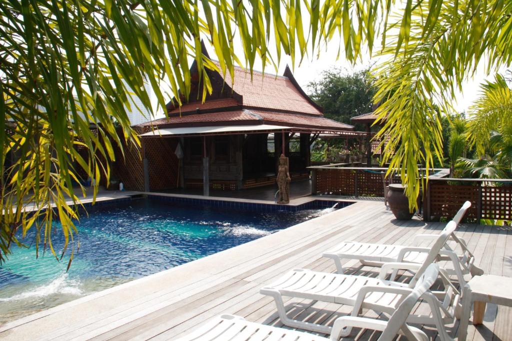Inrawadee Resort Inrawadee Resort