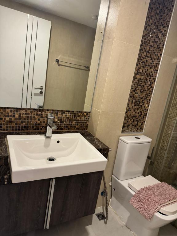 Centara Avenue Residences studio room 8th floor smart tv Centara Avenue Residences studio room 8th floor smart tv