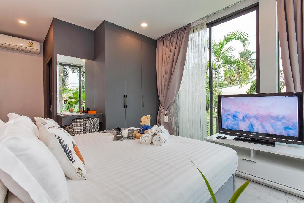 Stylish 2-Villa Combination by Hi At Home Stylish 2-Villa Combination by Hi At Home