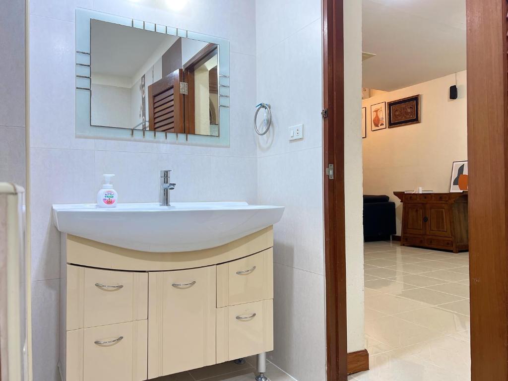 Pattaya Beach Pool Villa At Pattaya Pattaya Beach Pool Villa At Pattaya