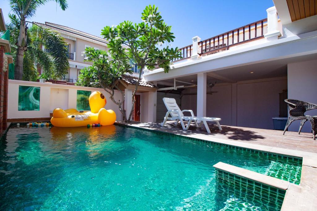 3 Bedroom Town Villa With Private Pool 3 Bedroom Town Villa With Private Pool