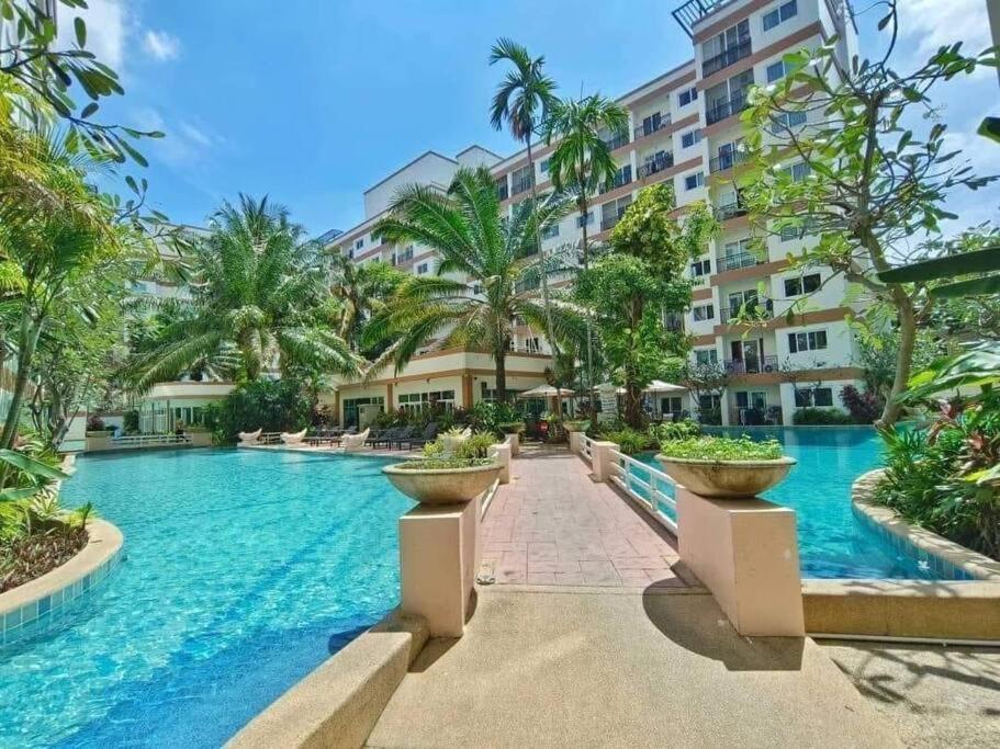 Park Lane Resort by Best Asset Park Lane Resort by Best Asset