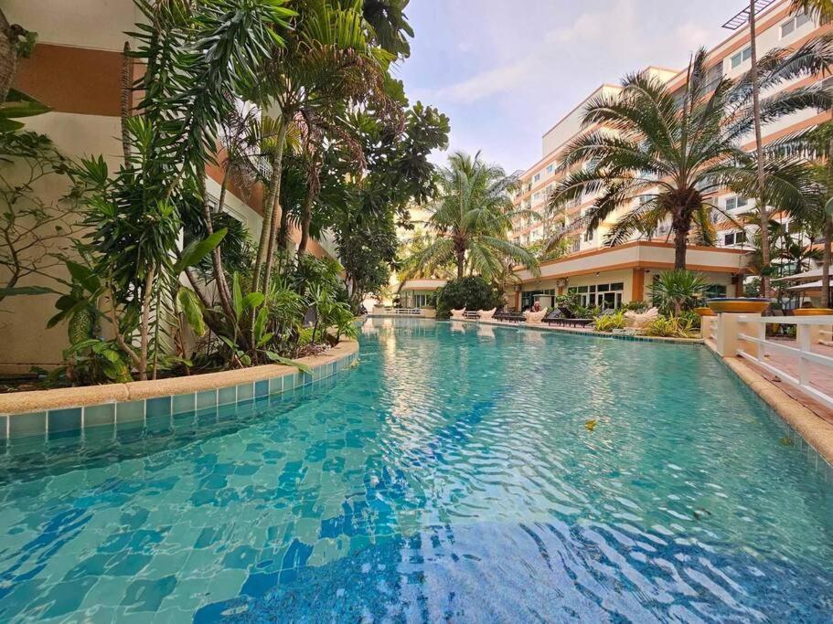 Park Lane Resort by Best Asset Park Lane Resort by Best Asset