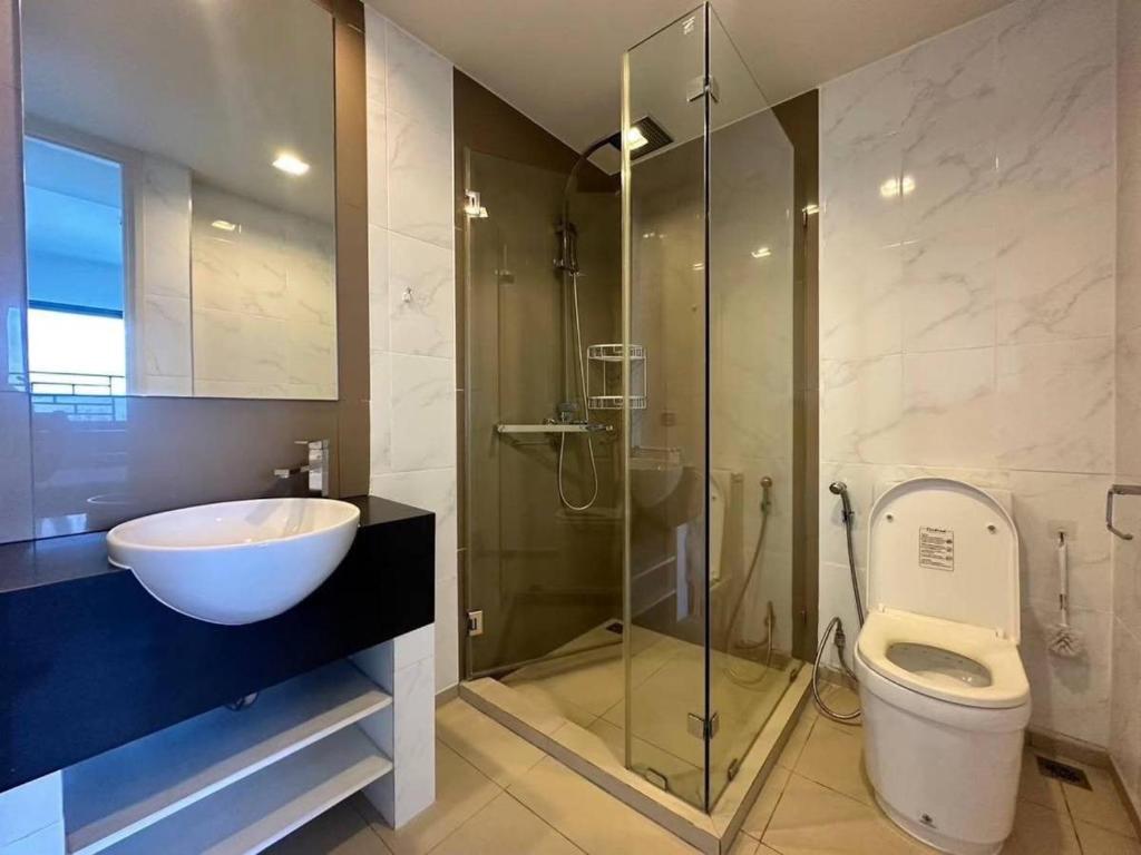 High Floor Sea View 2 Bed Room- Excellent Location High Floor Sea View 2 Bed Room- Excellent Location