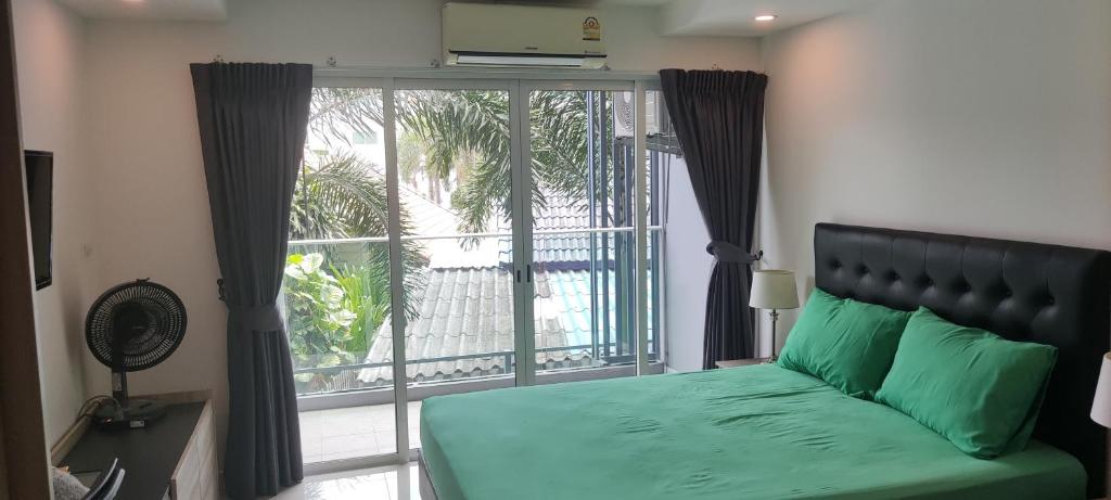 Sea Saran Condominium for Short-Term Stay