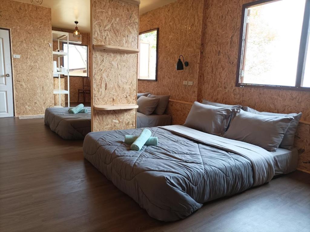 Parinya Hill Homestay & Cafe Koh Larn Parinya Hill Homestay & Cafe Koh Larn