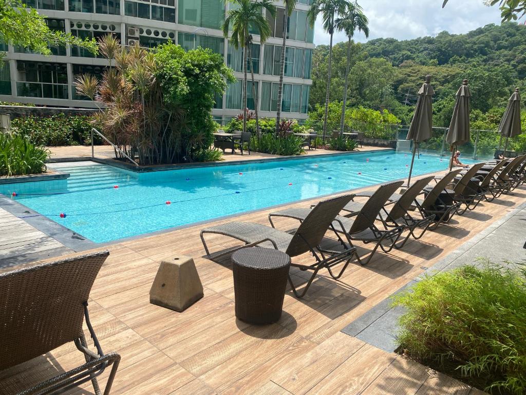 Pattaya single bedroom sea view with balcony unixx condo Pattaya single bedroom sea view with balcony unixx condo