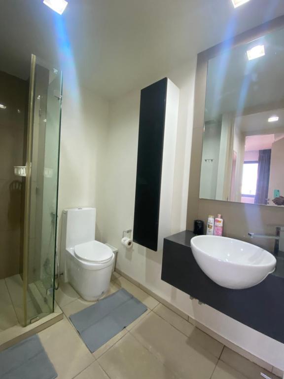 Pattaya single bedroom sea view with balcony unixx condo Pattaya single bedroom sea view with balcony unixx condo