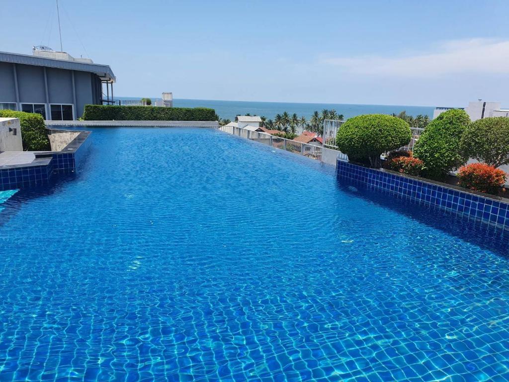The Patio Bangsaen F6