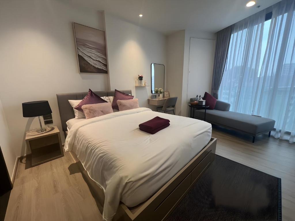 Condo in Downtown and Best Rooftop pool in Pattaya Condo in Downtown and Best Rooftop pool in Pattaya