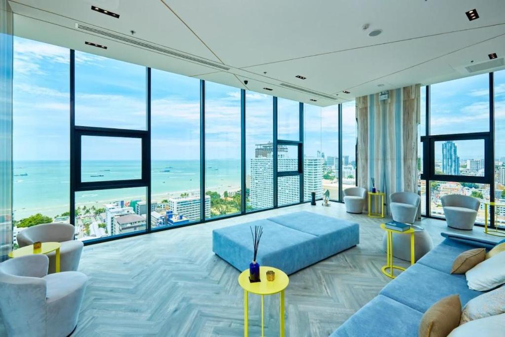 Sea View 2 Bed Room At Great Location Sea View 2 Bed Room At Great Location