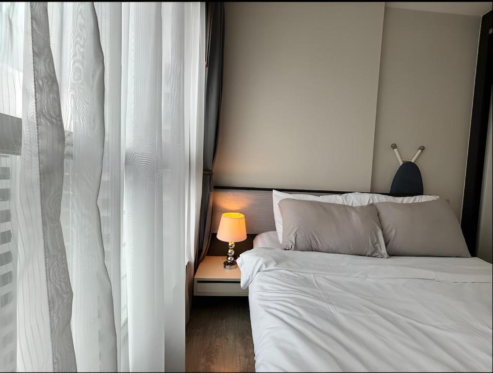 Condo Next to Central Mall with Infinity Pool