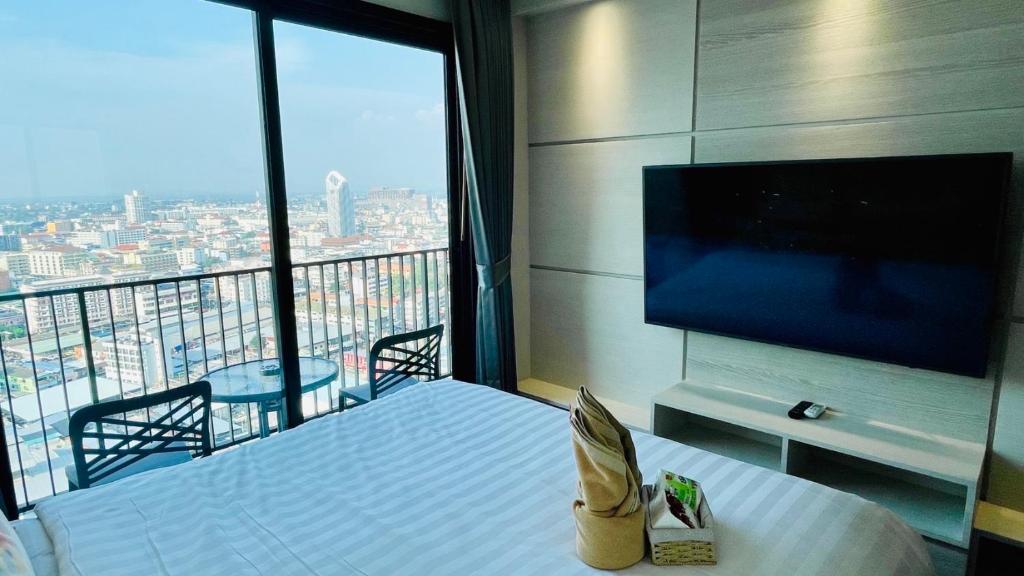 The base Central Pattaya sea view by Numam