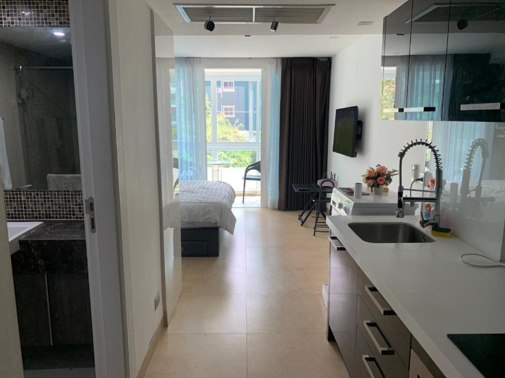 Centara Studio Condo Centara Studio Condo