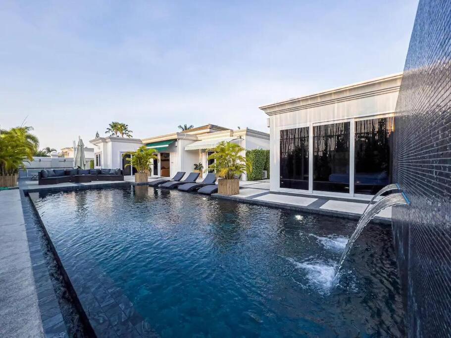 Pool Villa Pattaya H56 Pool Villa Pattaya H56