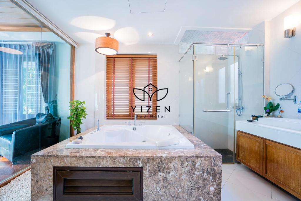 Yizen Beachfront Seaview Villa