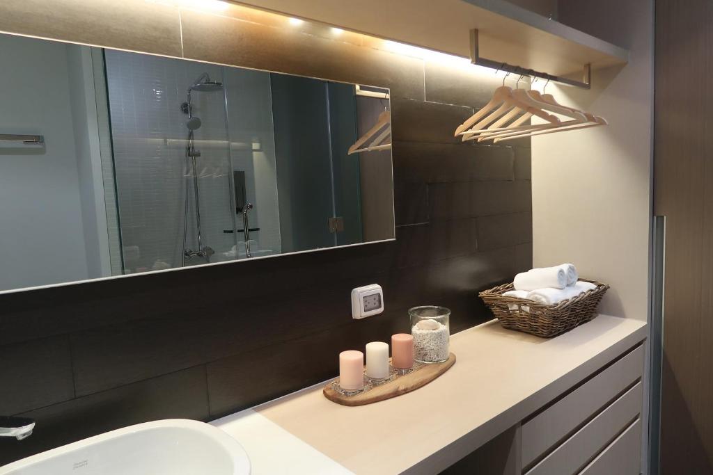 Seaview 2bed 2bath 19Fl at Veranda Residence Pattaya