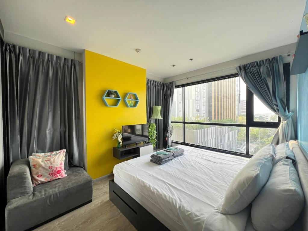 Downtown Lux Fun 2Bedroom Rooftop Pool #TAA936