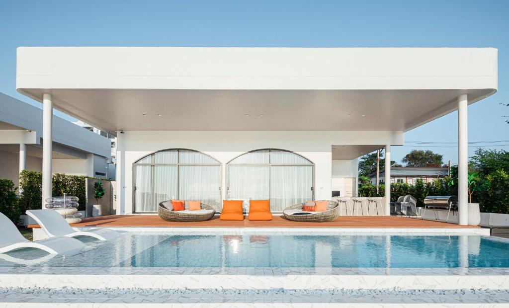 Sea Season Pool Villa Pattaya Sea Season Pool Villa Pattaya