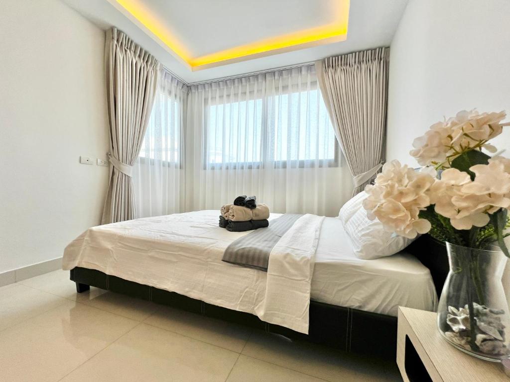 Club Royal Condominium Wongamat 1 bedroom on the first line of the sea Club Royal Condominium Wongamat 1 bedroom on the first line of the sea
