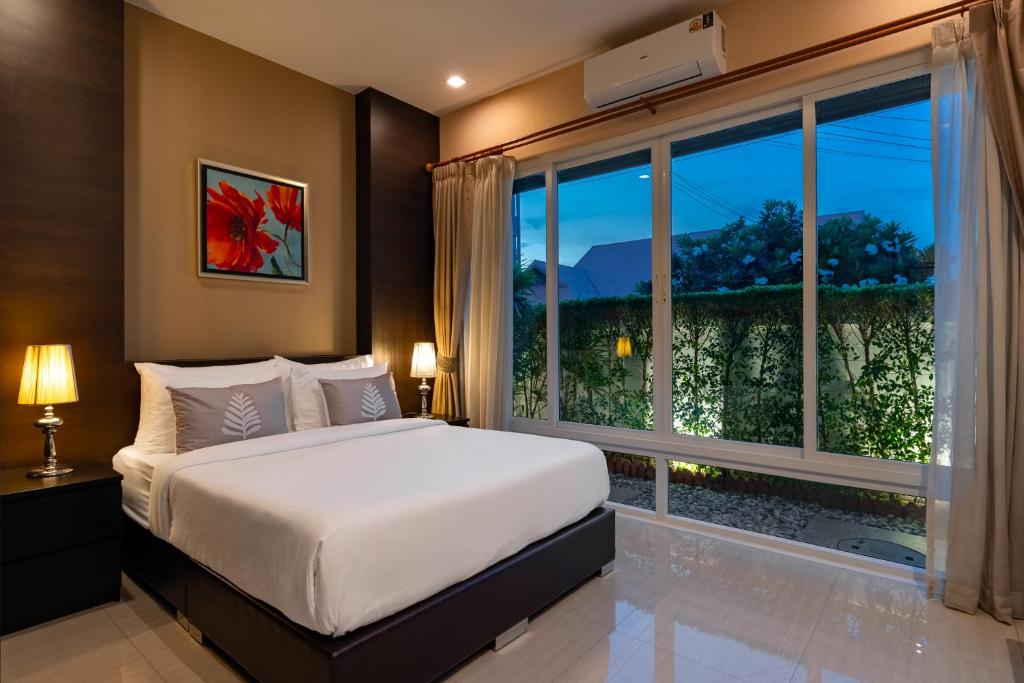Luxury Pool villa C16 / 4BR 8-10 Persons