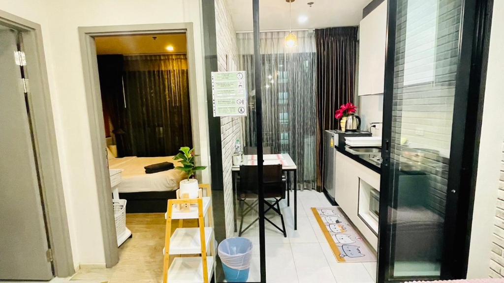 The base Central Pattaya 290 by Numam The base Central Pattaya 290 by Numam