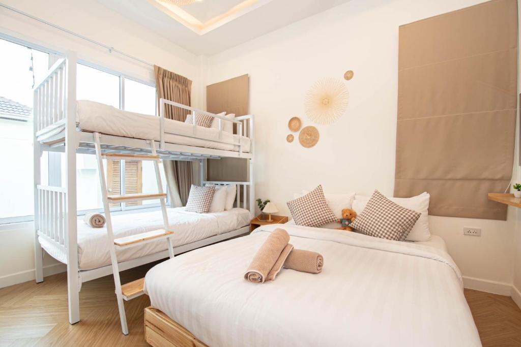 Teddy House Cozy 3BD Poolvilla near Jomtien beach Teddy House Cozy 3BD Poolvilla near Jomtien beach