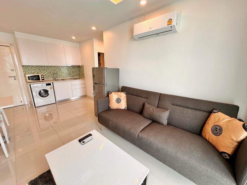 CORNER 1 Bedroom Condo in Amazon Residence CORNER 1 Bedroom Condo in Amazon Residence
