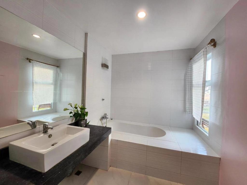 The Gallery House Jomtien Beach K The Gallery House Jomtien Beach K