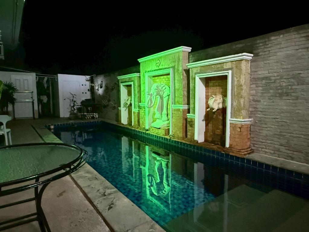 Emerald hotel Emerald hotel