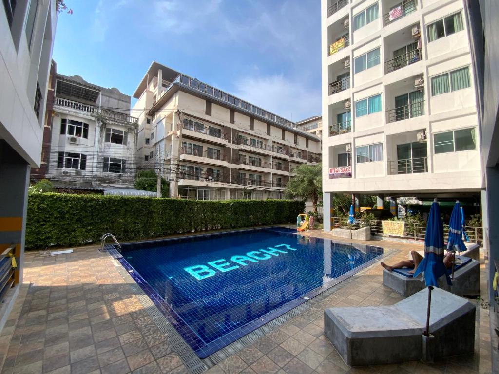 Beach 7 Condo 13 by ThaiminatorPattaya Beach 7 Condo 13 by ThaiminatorPattaya