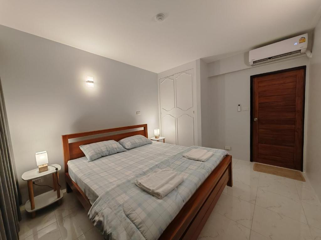 Beachfront Seaview Condo Beachfront Seaview Condo