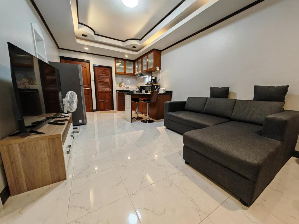 Beachfront Seaview Condo Beachfront Seaview Condo