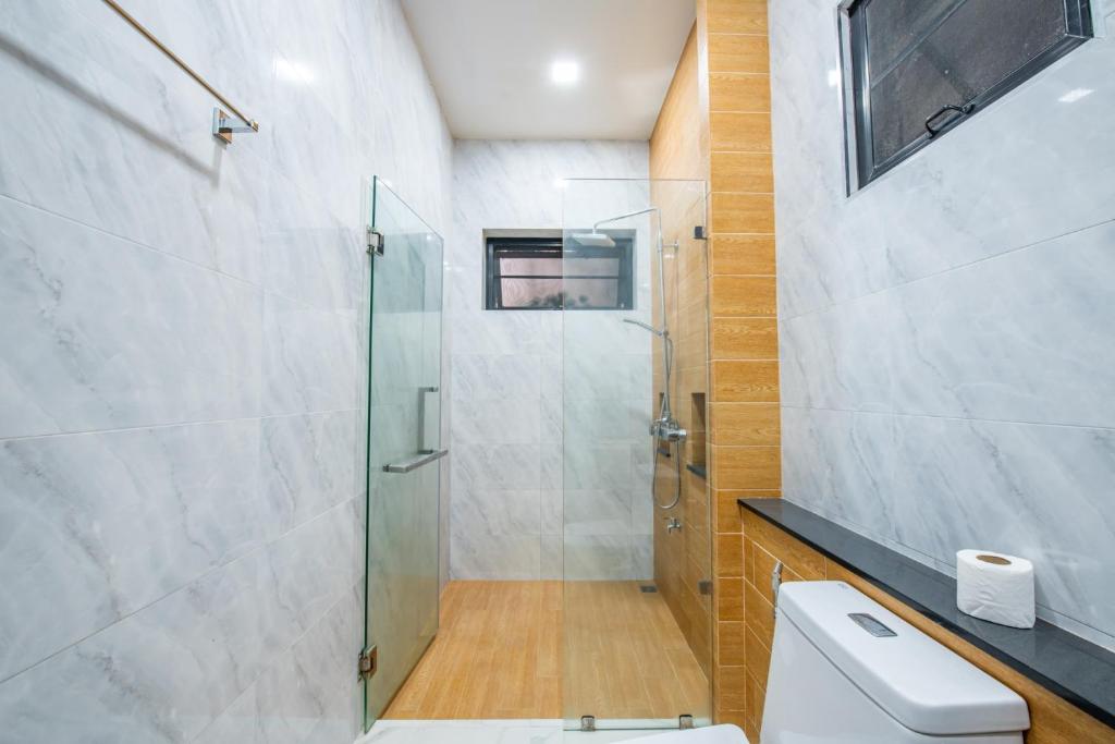 Airport Pool Villa บางเสร่