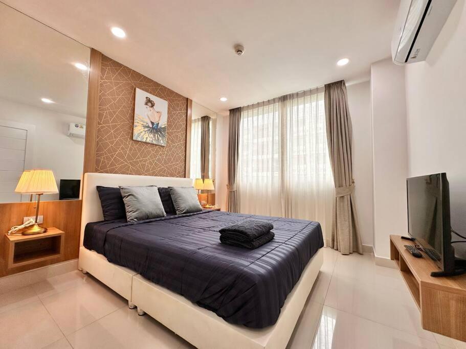 PoshPlace 1 BR in Amazon Residence PoshPlace 1 BR in Amazon Residence