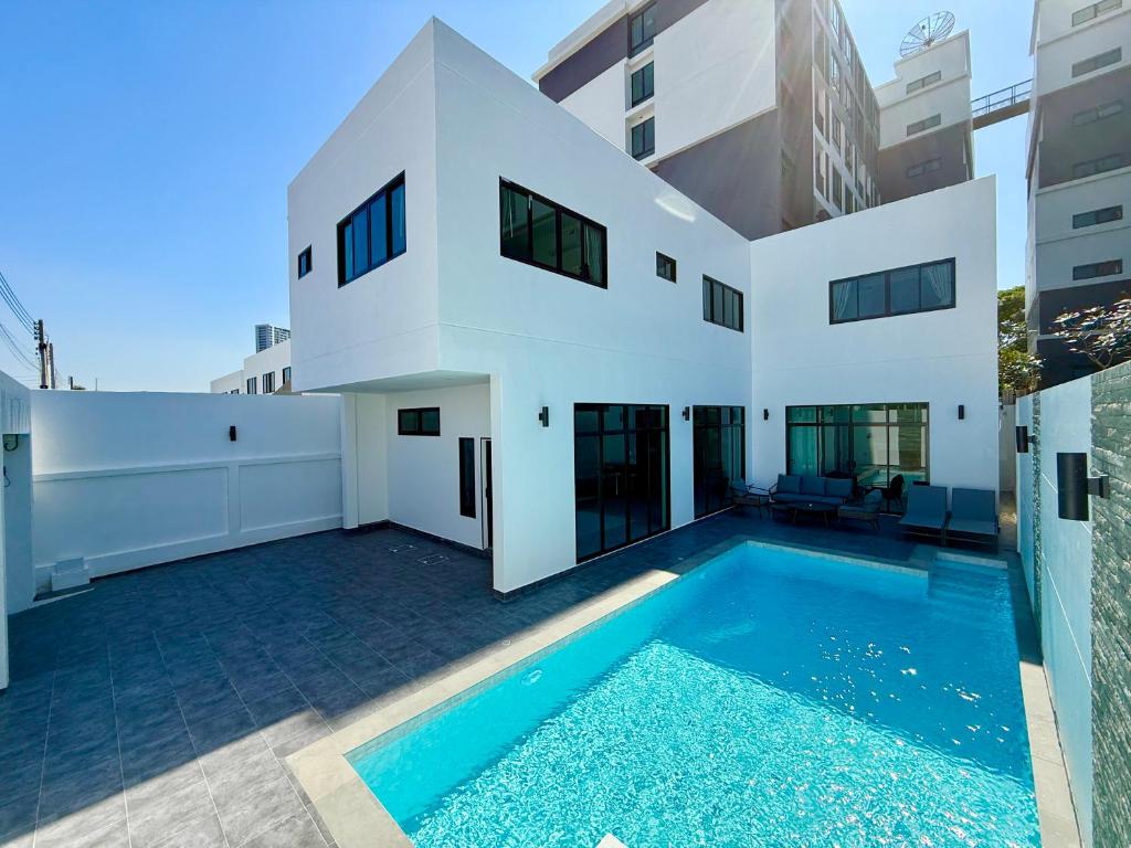PATTAYA POOL VILLA 435 nearby WALKING STREET PATTAYA POOL VILLA 435 nearby WALKING STREET