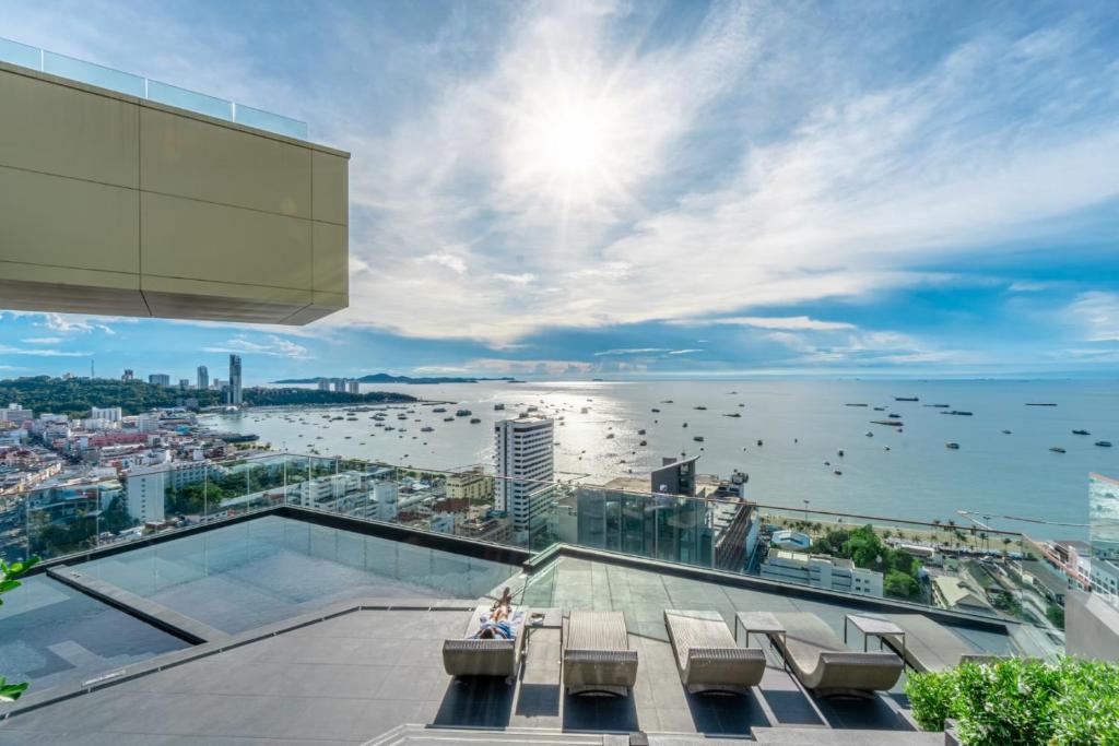 The EDGE x MonthStayZ Thailand The EDGE x MonthStayZ Thailand