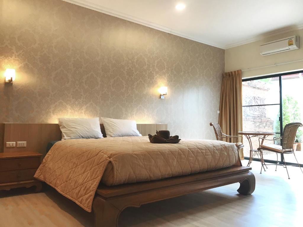 LUXURIOUS VIEW TALAY VILLA - PATTAYA HOLIDAY HOUSE