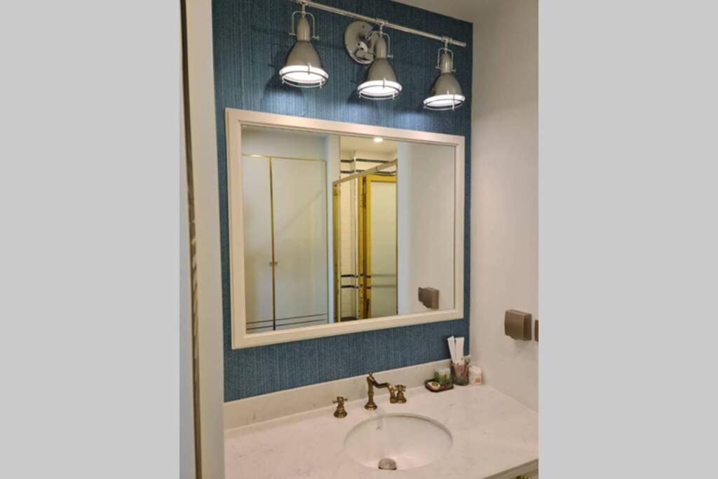 Grand florida Poolview-1BR-Step to jomtien beach Grand florida Poolview-1BR-Step to jomtien beach