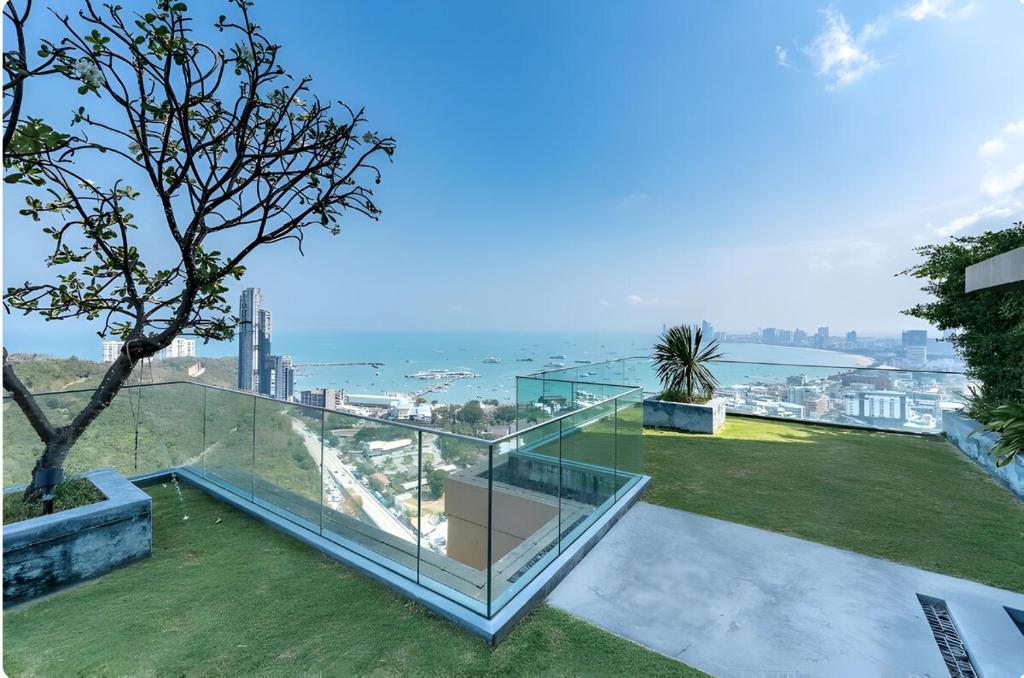 Sea View Condo Unixx Near Walking Street Sea View Condo Unixx Near Walking Street