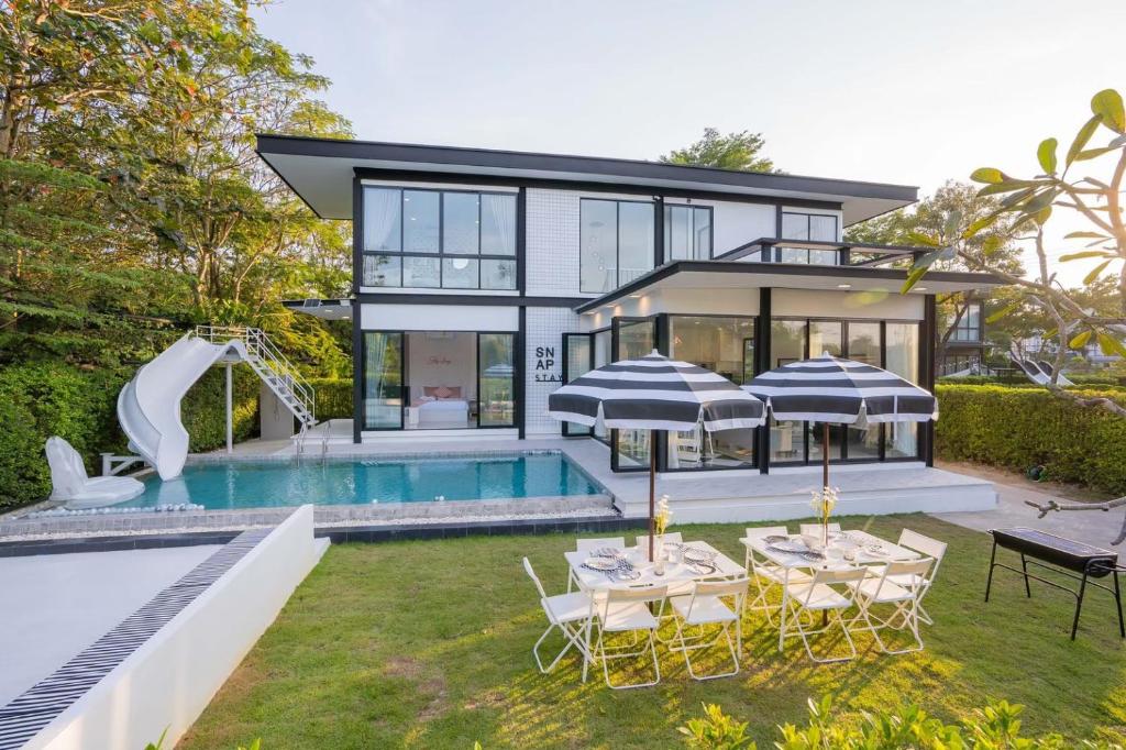 Snap stay pool villa pattaya พัทยา บ้านพักพัทยา พูลวิลล่าพัทยา Snap stay pool villa pattaya พัทยา บ้านพักพัทยา พูลวิลล่าพัทยา