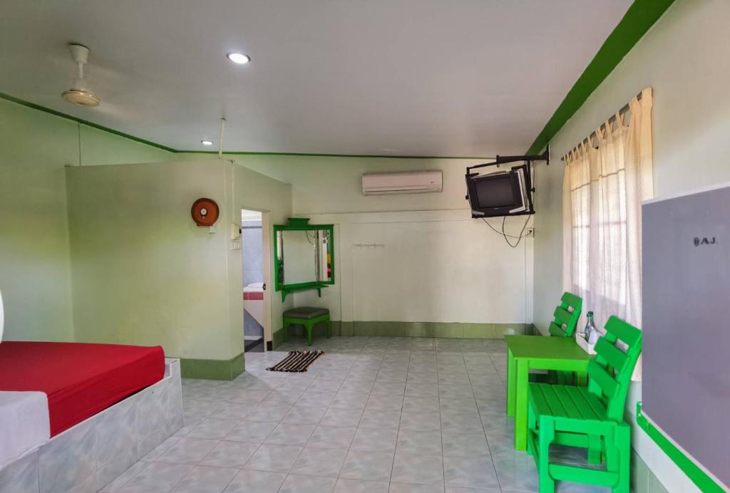 แฝดสามการ์เด้นท์รีสอร์ท แฝดสามการ์เด้นท์รีสอร์ท