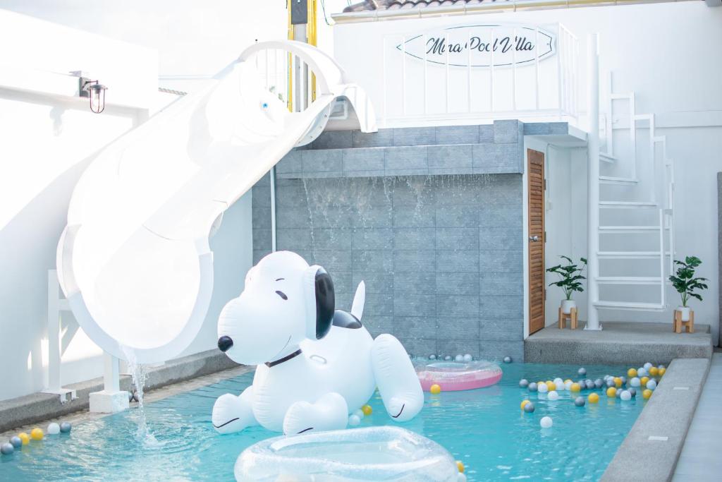 Mina Pool Villa