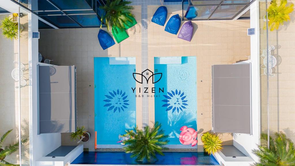 YiZen VIP Luxury Palm Springs Villa in Pattaya YiZen VIP Luxury Palm Springs Villa in Pattaya