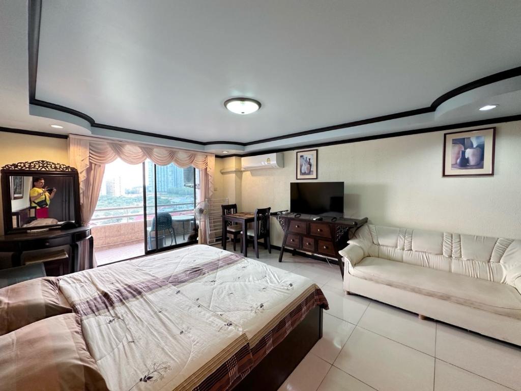 Angket Jomtien by ThaiminatorPattaya Angket Jomtien by ThaiminatorPattaya