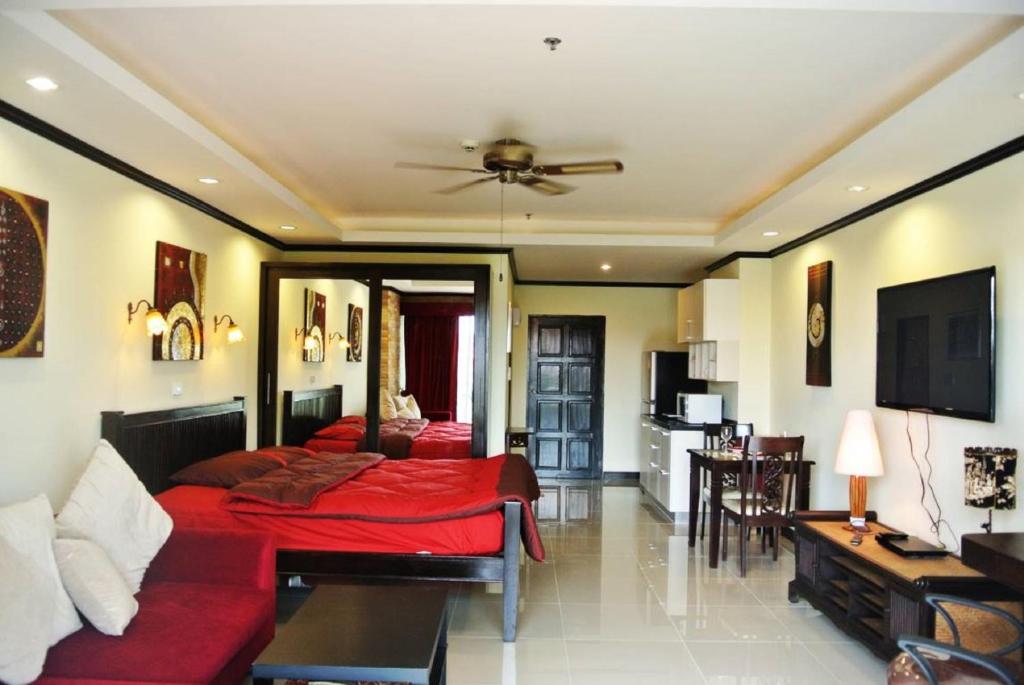 View Talay 5 studio apartment - close to the beach